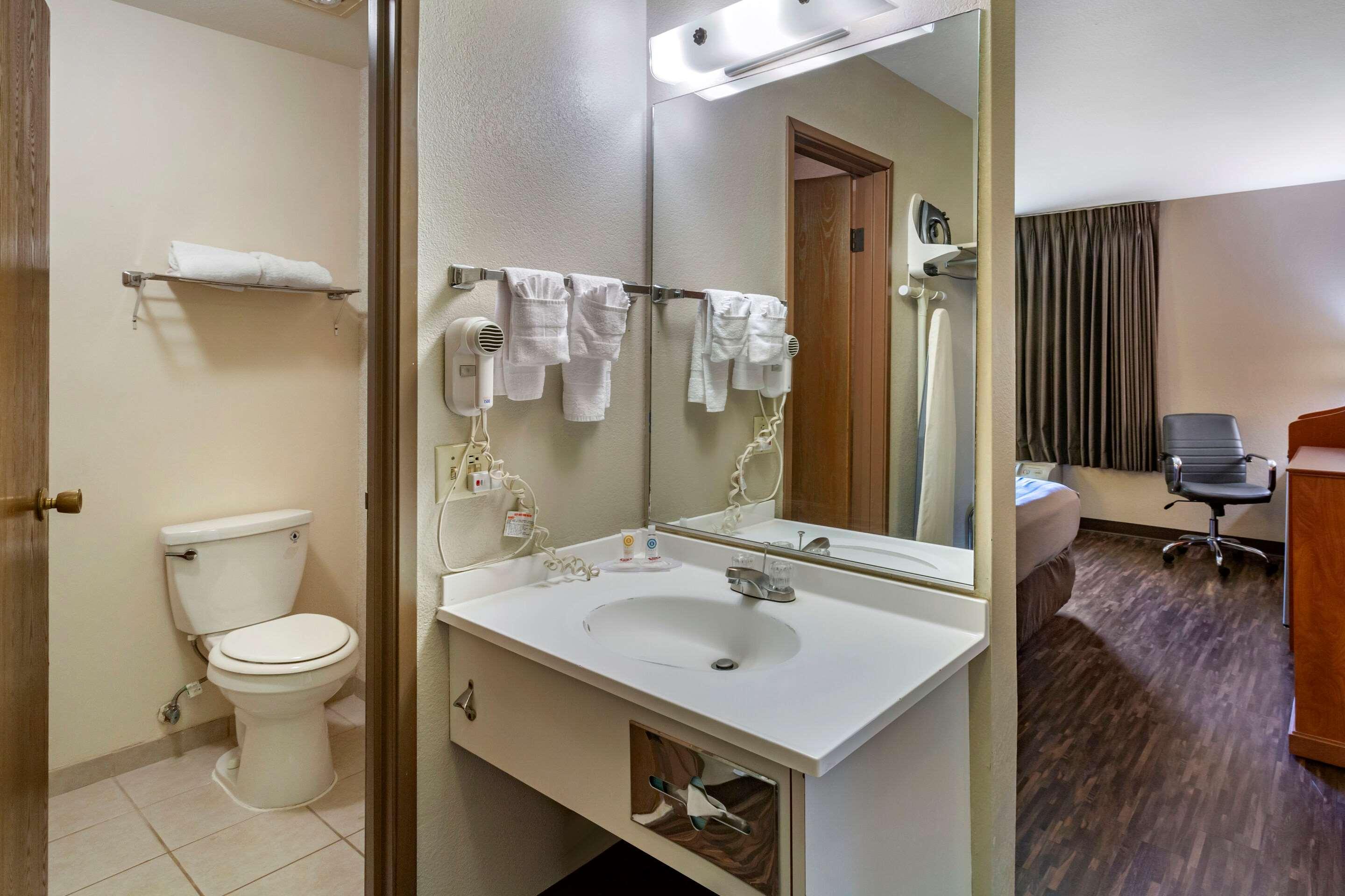 Econo Lodge Inn & Suites Sandy Eksteriør bilde