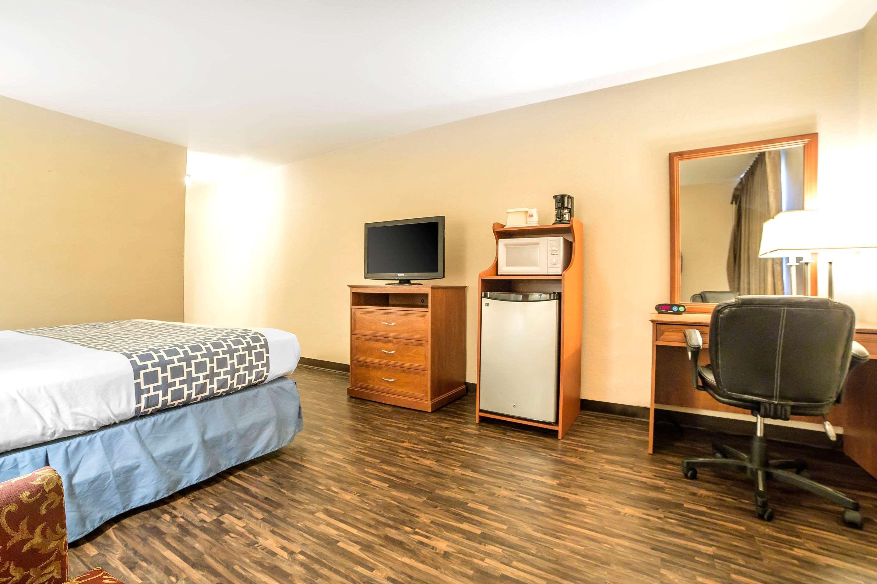 Econo Lodge Inn & Suites Sandy Eksteriør bilde