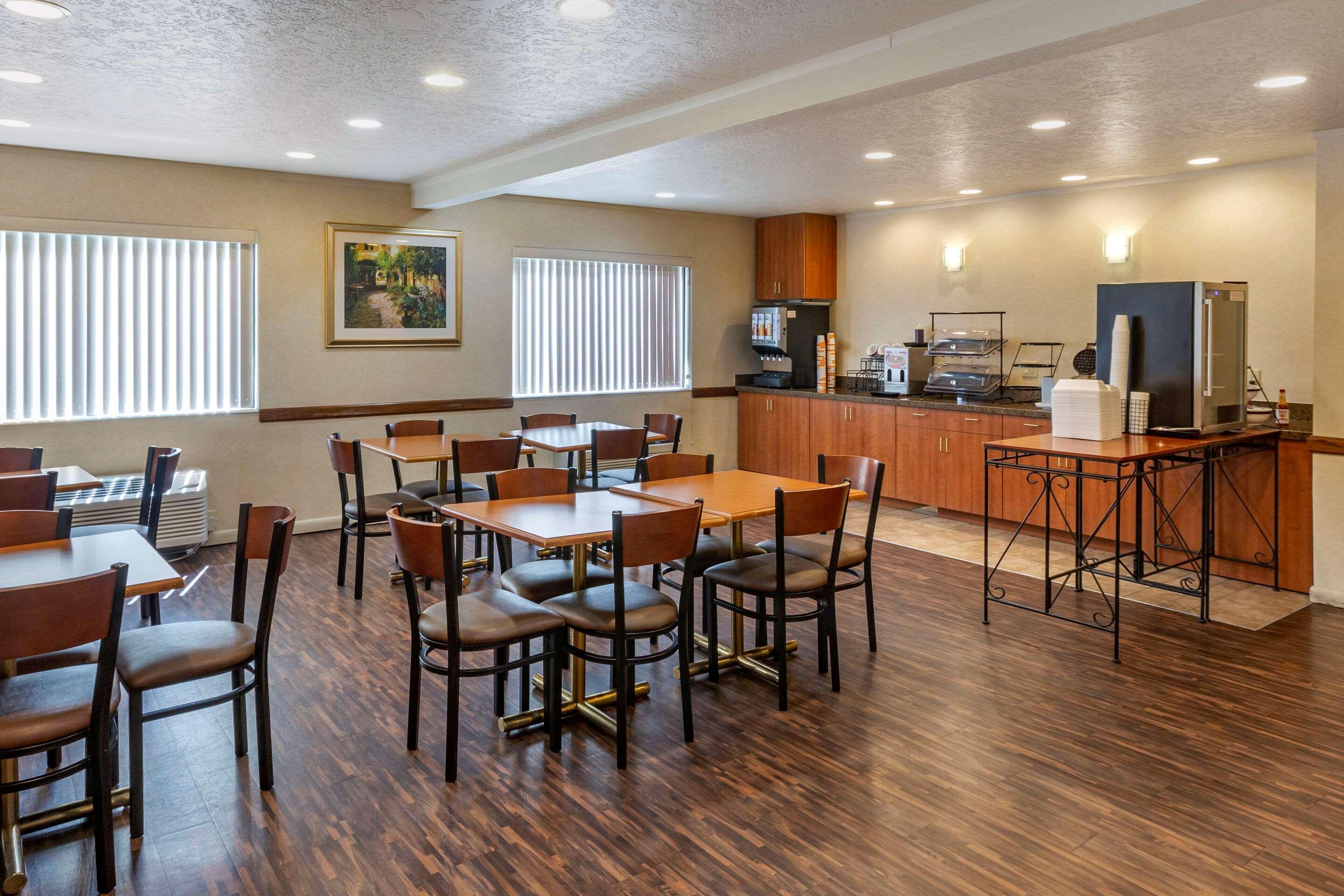 Econo Lodge Inn & Suites Sandy Eksteriør bilde