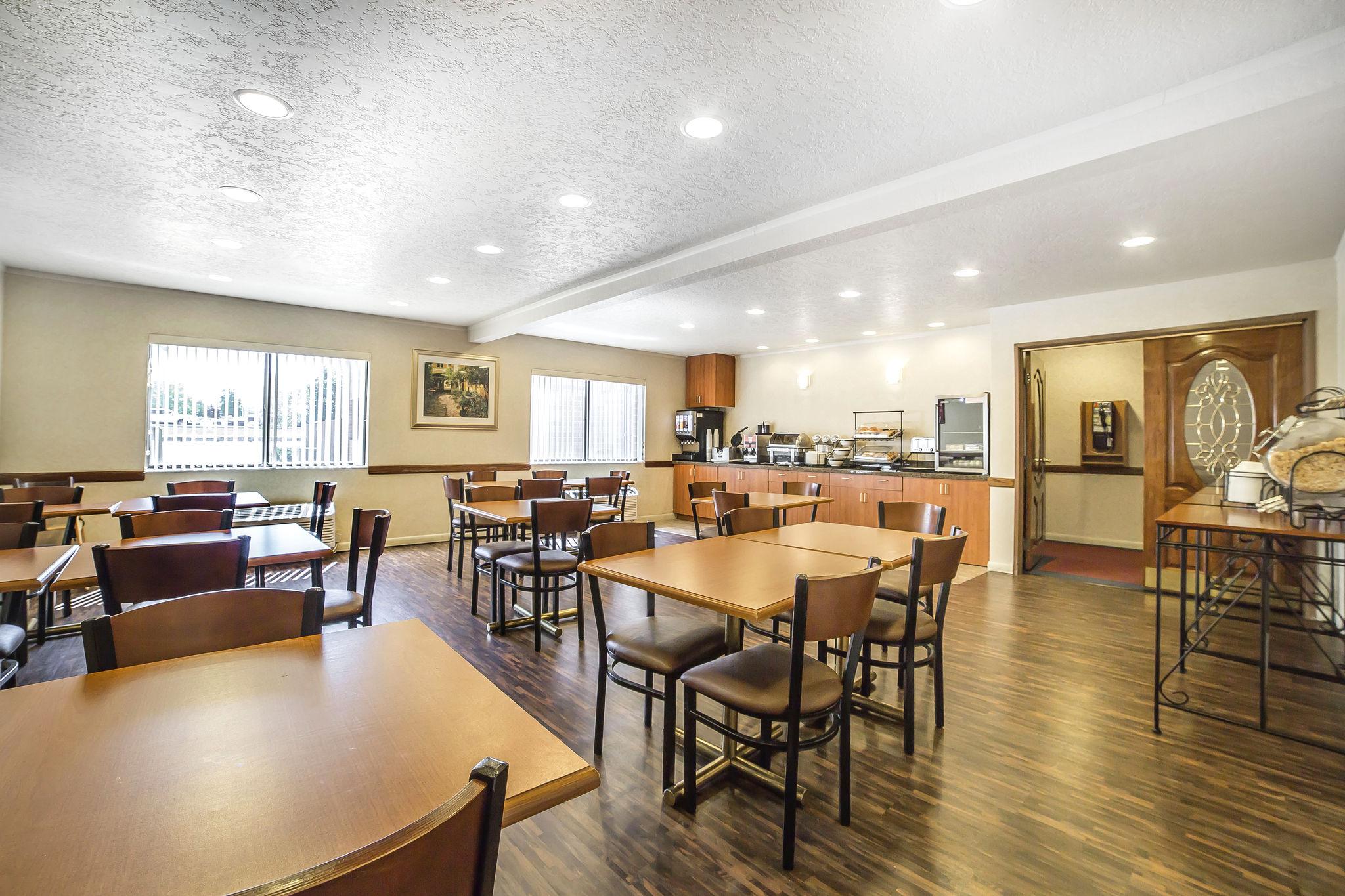 Econo Lodge Inn & Suites Sandy Eksteriør bilde